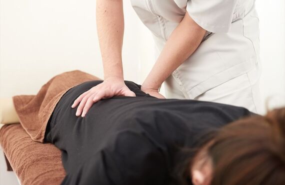 足立区の整体院は一軒家を利用した落ち着いた室内で腰痛に対応しております